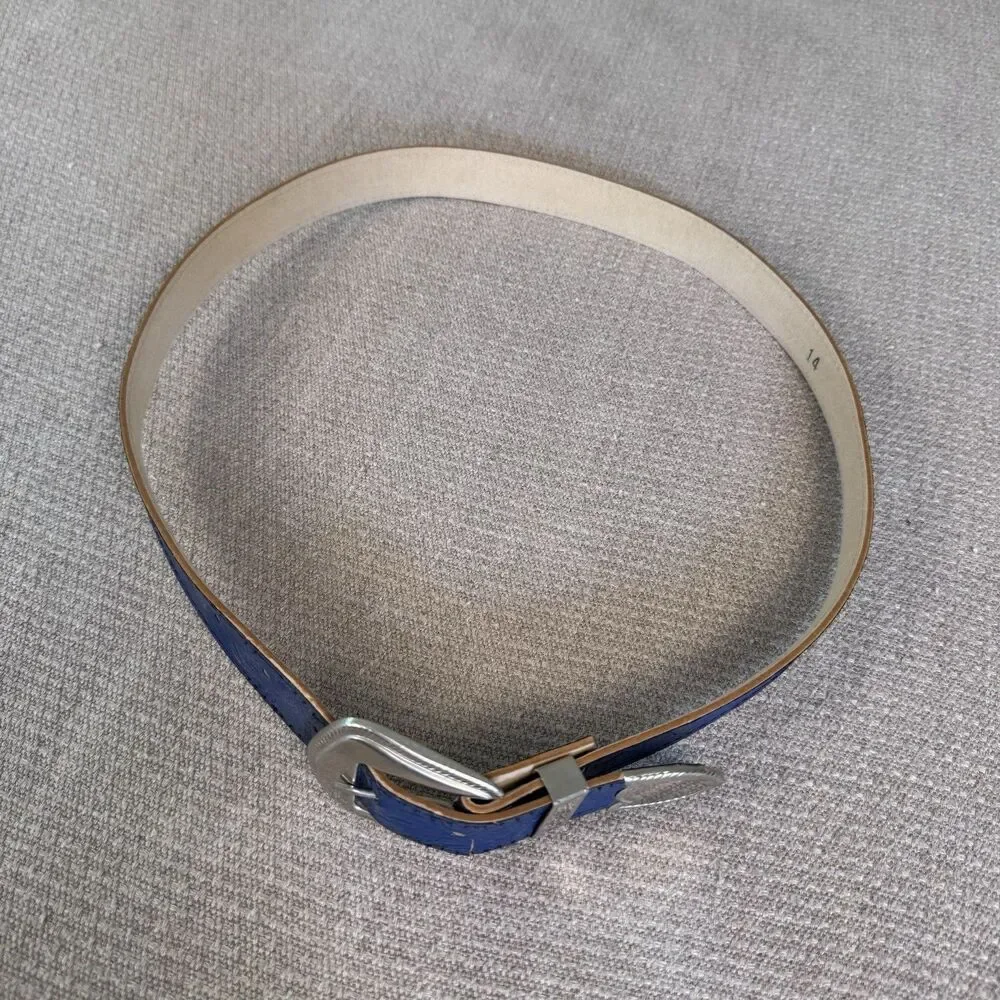 VTG Floral Embossed Dark Blue Leather Belt  Women’s Small Western Southwest 551